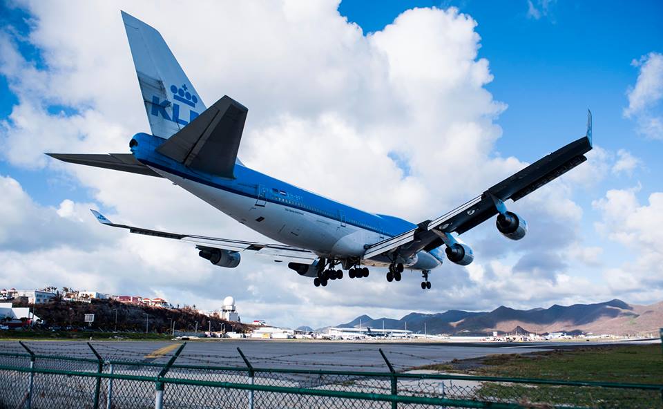 Airlift vital to recovery process St. Maarten